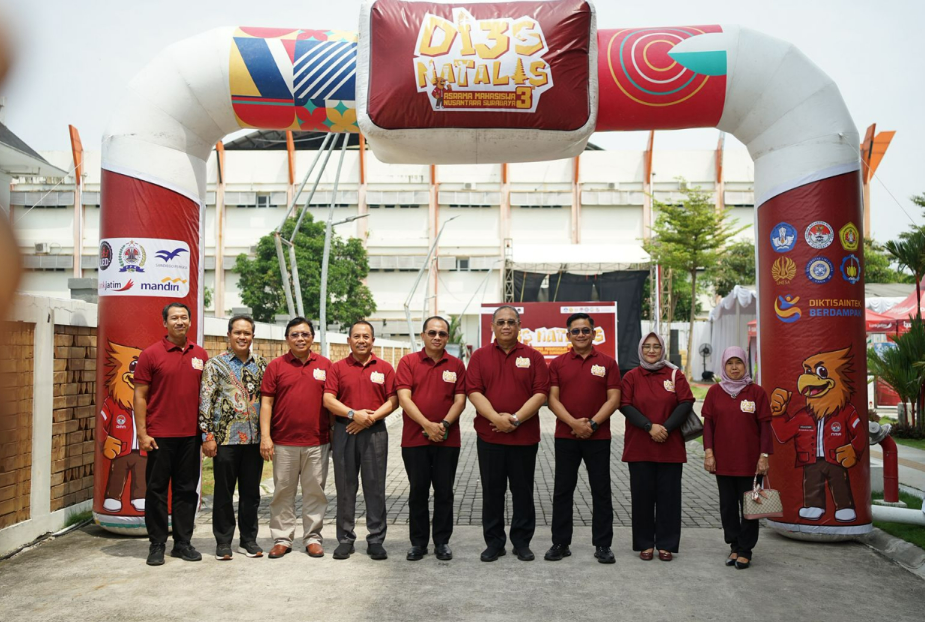 Fun Walk AMN Surabaya Jadi Ajang Satukan Mahasiswa dari Berbagai Daerah