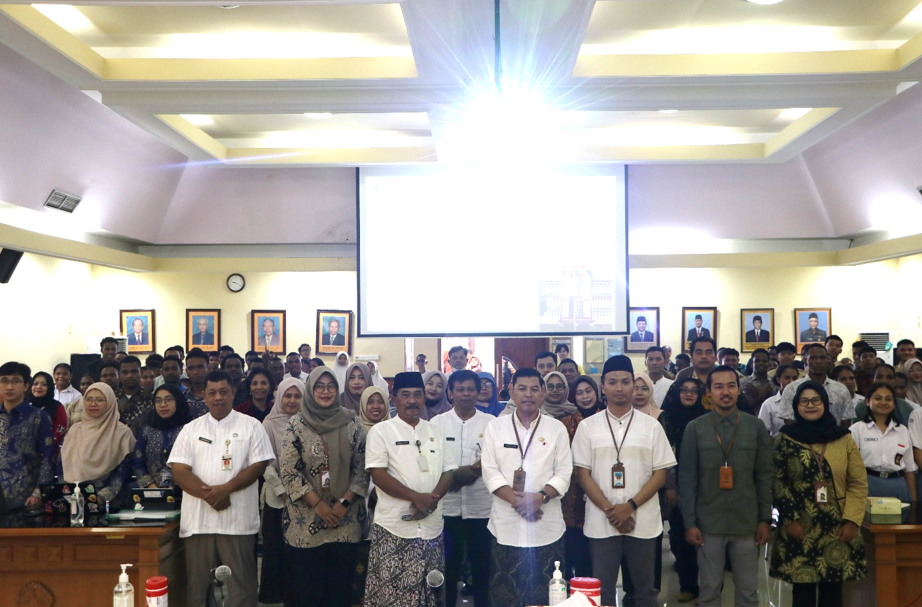 Perluas Akses Pendidikan Tinggi, Disdik Jateng dan AMN Sosialisasikan Beasiswa bagi Lulusan ADEM Papua dan Repatriasi